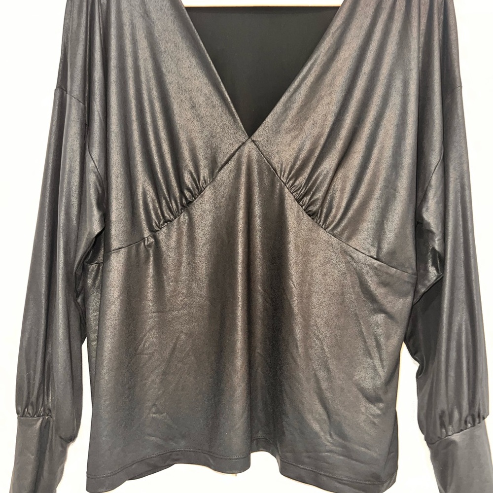 Elegant Black V-Neck Women's Top